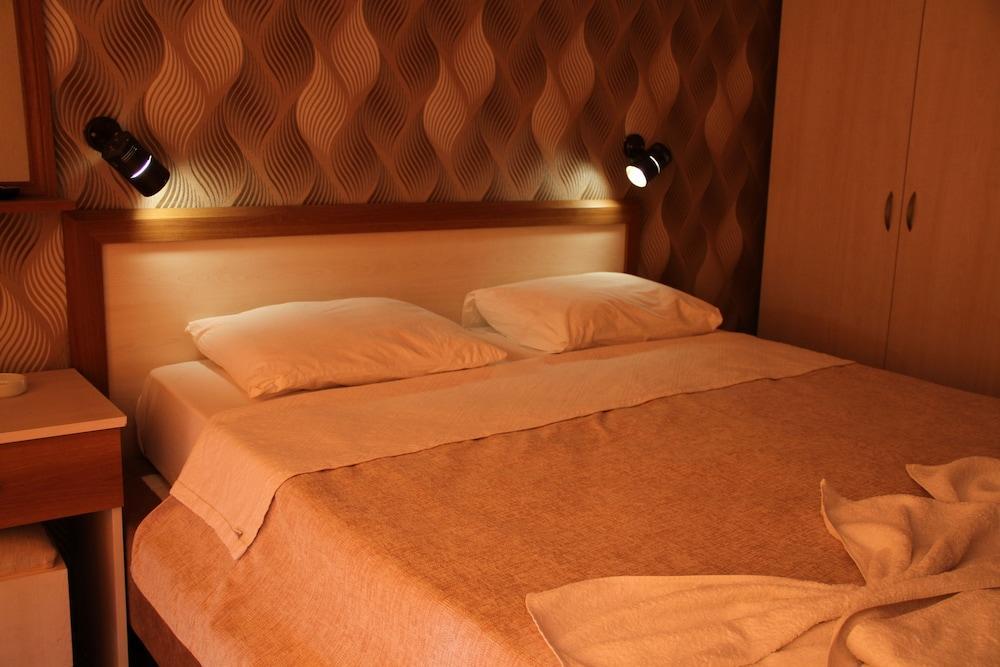 Saturn Hotel 쿠사다시 외부 사진