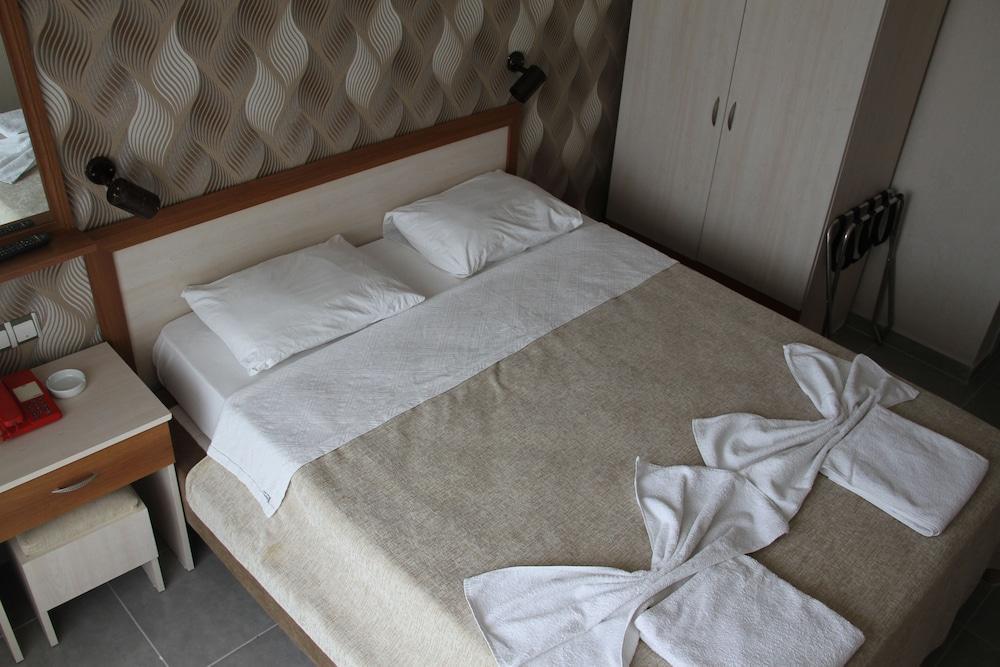 Saturn Hotel 쿠사다시 외부 사진